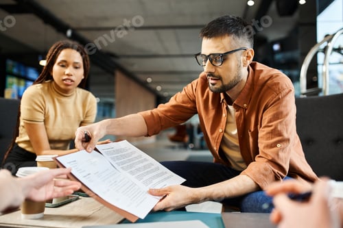 Preview: Collaborative workspace: team brainstorming session