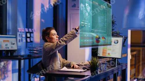 Preview: Accountant revenue figures visualization