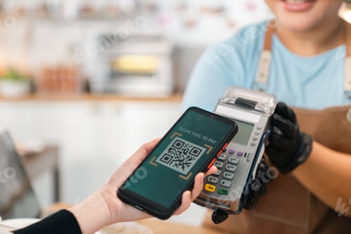 Preview: Seamless Online Payment Experience, Using a Mobile Phone App for Digital Transactions