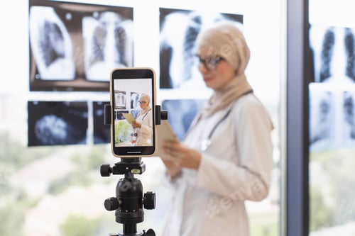 Preview: Muslim woman doctor records educational video on x-ray analysis