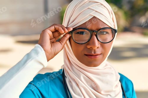Preview: Muslim doctor outside near the hospital
