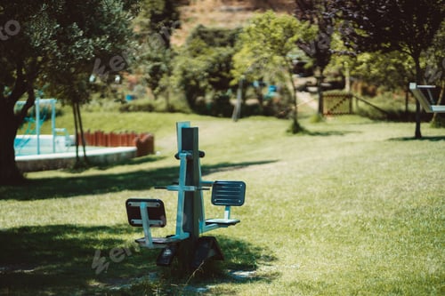 Preview: Fitness equipment in a public park