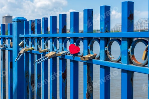 Preview: Locks of love fence