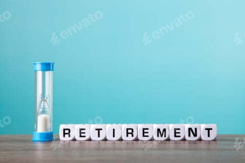 Vista previa: Saving money for retirement plan.