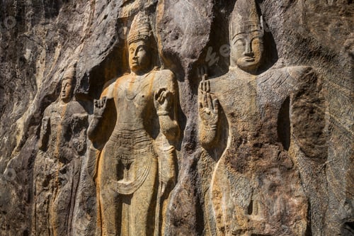 Preview: Statue on Sri Lanka