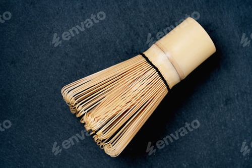 Preview: Traditional Japanese matcha tea whisk chasen