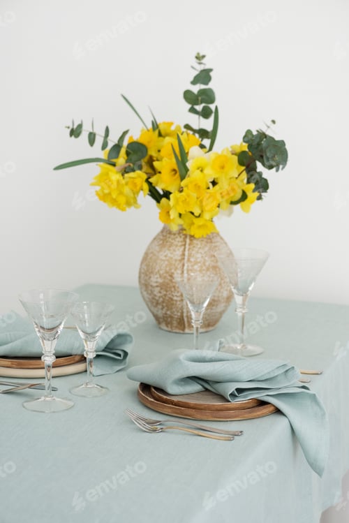Preview: Easter table