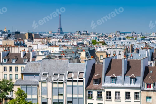 Preview: Paris, typical buildings and roofs in the Marais