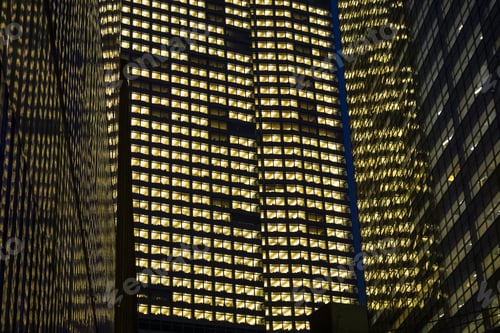 Preview: Modern Company by night