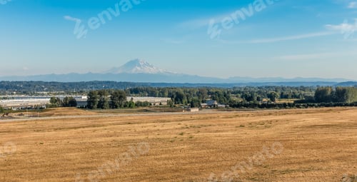 Preview: A View Of Mount Rainier From Kent, Washington In Late Summer.