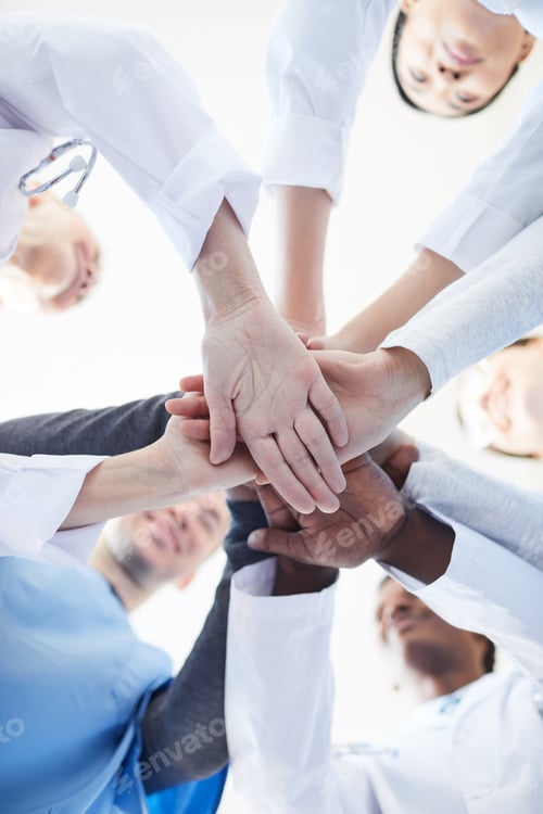 Preview: Team of Medical professionals Huddling