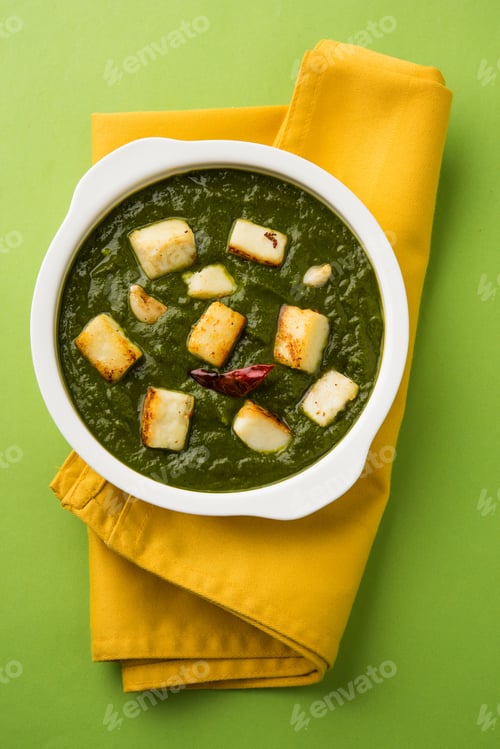 Preview: Indian style Palak Paneer Or Spinack Cottage Cheese Curry