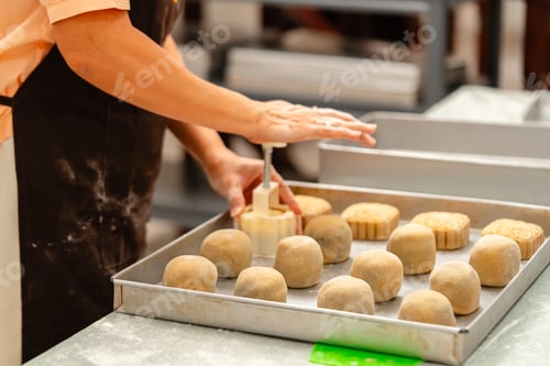 Preview: Mooncake