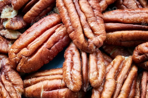 Preview: Close up picture of pecan nuts.