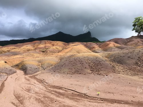 Preview: Seven colored earth in Mauritius island