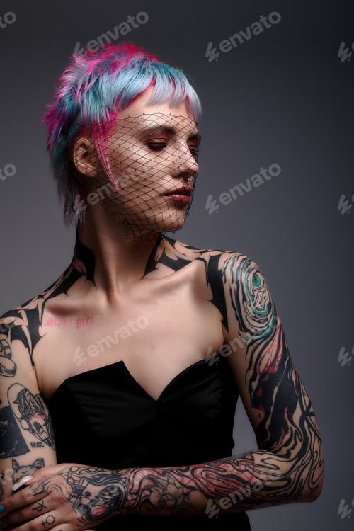 Preview: Colorful expression of youth culture in a vibrant studio setting