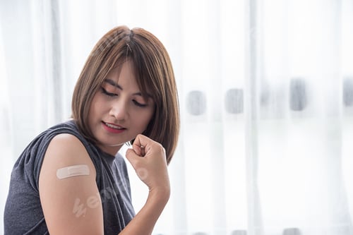 Preview: Beautiful asian woman confident after being vaccine covid,Confirm vaccination is safe