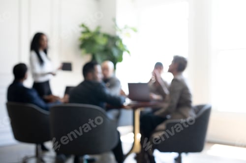 Preview: Business people in a meeting