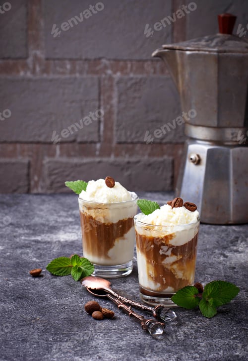 Preview: Ice cream with coffee