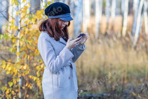 Preview: Using mobile phone