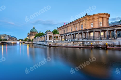 Preview: The Museum Island in Berlin at dusk