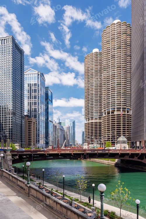 Preview: Vibrant sunny view of Chicago downtown skyline under a blue sky