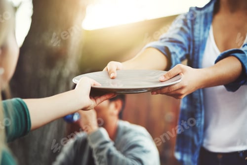 Preview: Sharing more than meals together