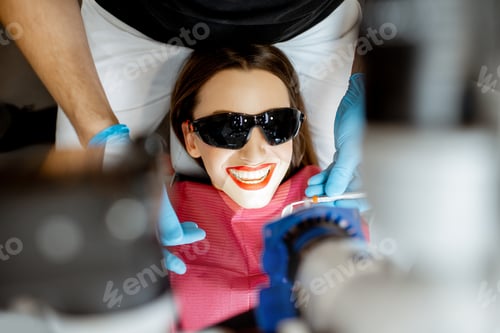 Preview: Woman during the dental examination