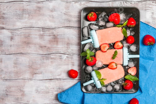 Preview: Homemade strawberry ice cream or popsicles