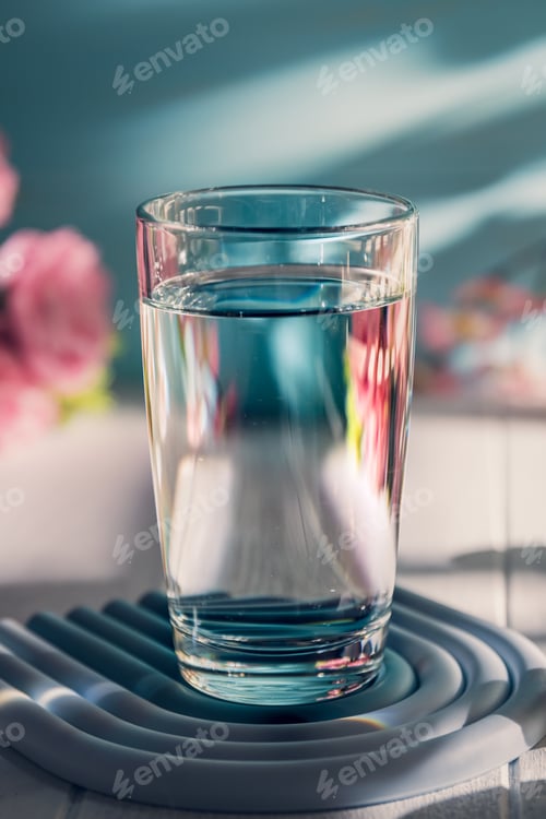 Preview: A glass of clean water on the desktop
