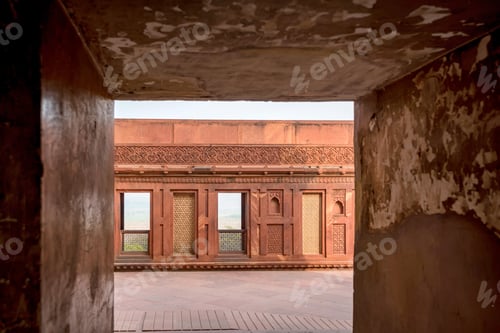 Preview: Red Fort situated in Agra, India