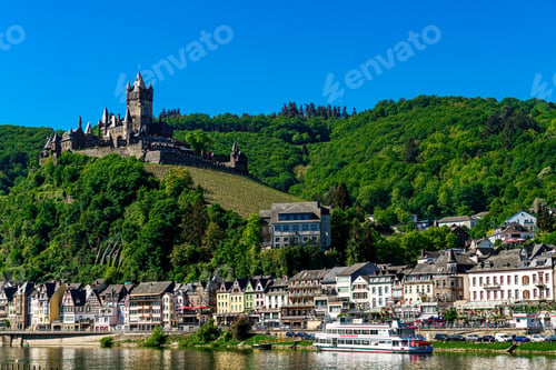 Preview: Town of Cochem with the imperial Castle. Historic european castle
