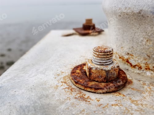 Preview: Close-up Rusty Steel Bolt Nut and Washer
