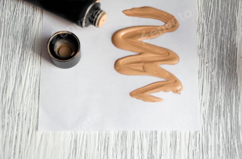 Preview: Tone cream cosmetic tube