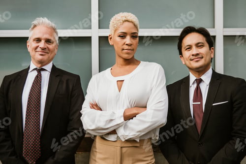 Preview: Diverse corporate business people