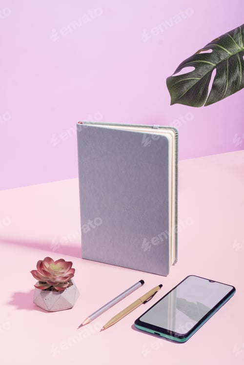 Preview: Artistic pink and lilac themed business still life