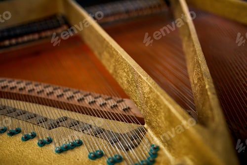 Preview: Old-fashioned grand piano for playing music