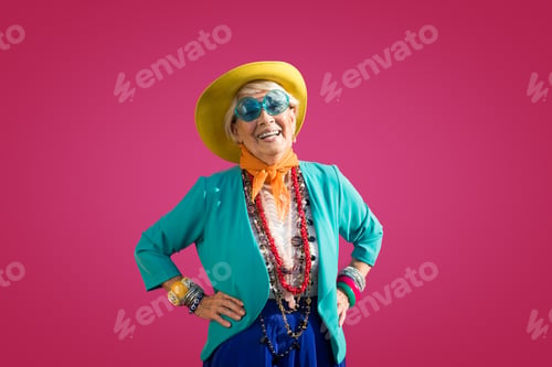 Preview: Senior woman with fancy style