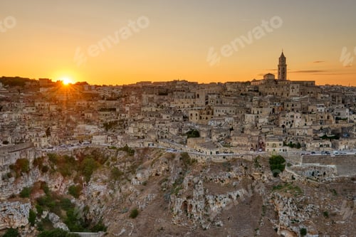Preview: View of the beautiful old town of Matera