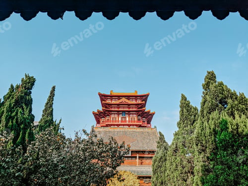 Preview: Beautiful shot of a historic Kaifeng temple in China