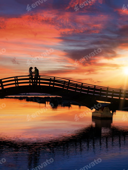 Preview: Couple enjoying the romantic sunset on the Lefkas town bridge