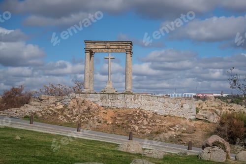Preview: Cuatro Postes (The Four Posts) Cross and Viewpoint - Avila, Spain