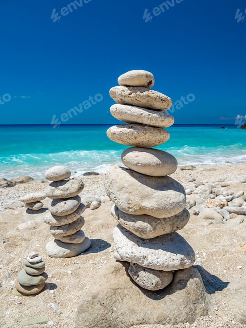 Preview: Balanced stones at the beach