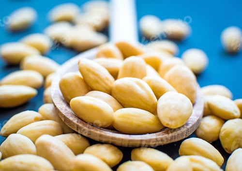 Preview: almonds
