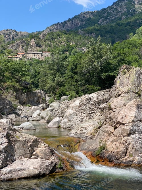 Preview: Chassezac gorges with Beyssac small village on background