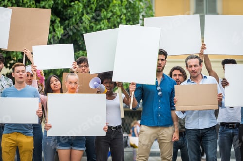 Preview: Activists demonstrating against social issues