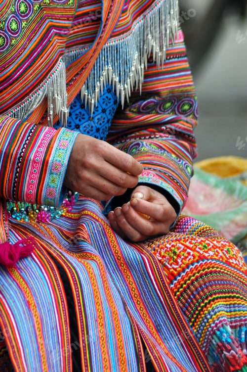 Preview: Flower Hmong tribe costume in Sa Pa, Vietnam