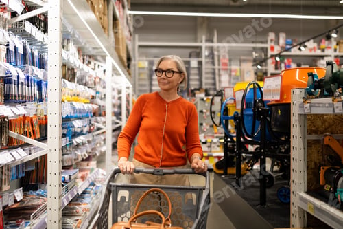 Preview: Shopping experience of modern women choosing household items in a vibrant retail store