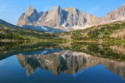 Preview: Mountains lake