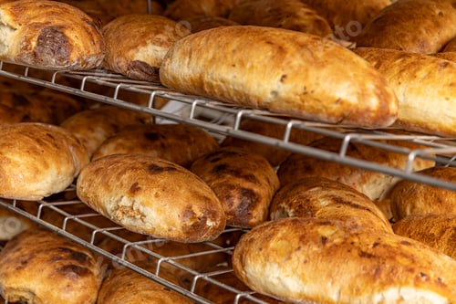 Preview: Sourdough bread in a bakery shop